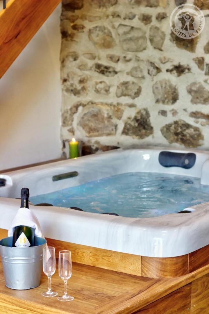 La Ferme Des Galoches Bed & Breakfast Villemontais Luaran gambar